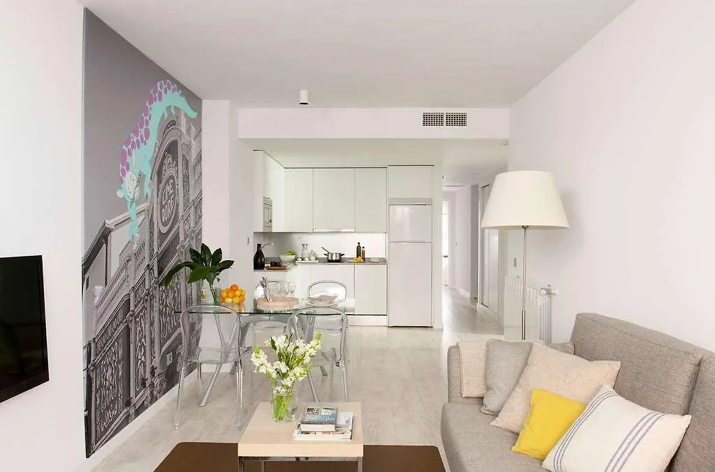 Eric Voekel Boutique Apartments Atocha Suites Madrid