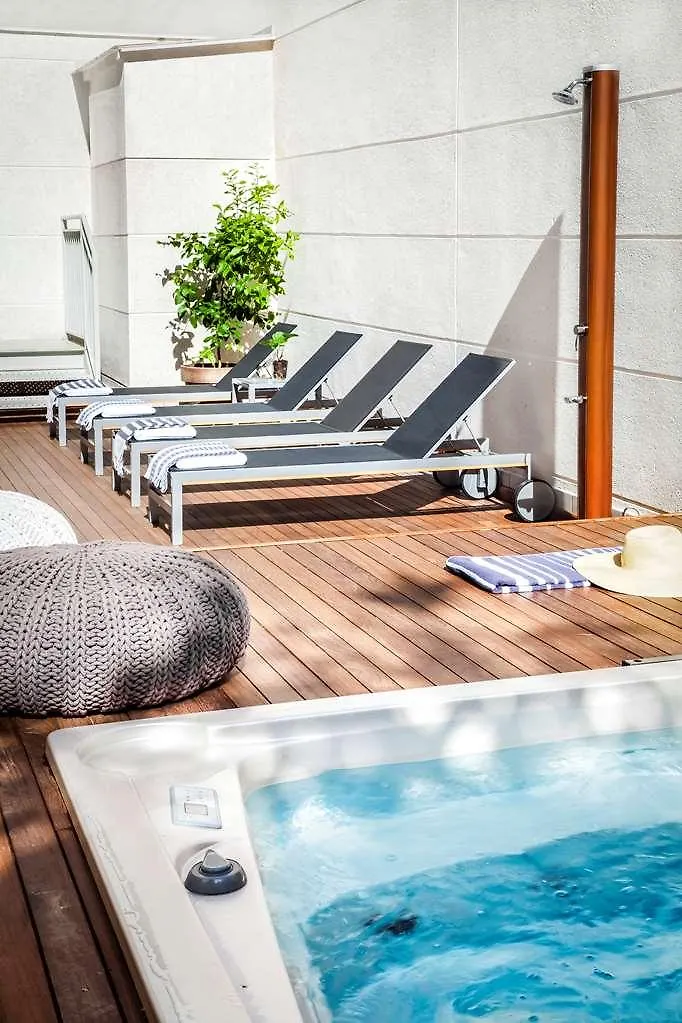 Eric Voekel Boutique Apartments Atocha Suites Madrid
